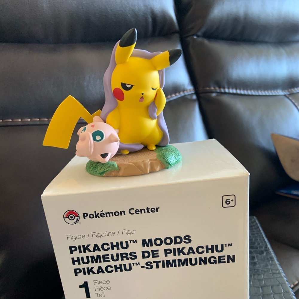 Sleepy pikachu moods 1st / 8 RARE pokemon RARE
